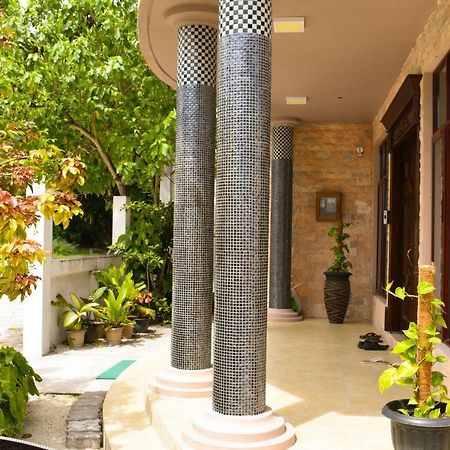 Calyx Grand Fuvahmulah Hotel Exterior photo